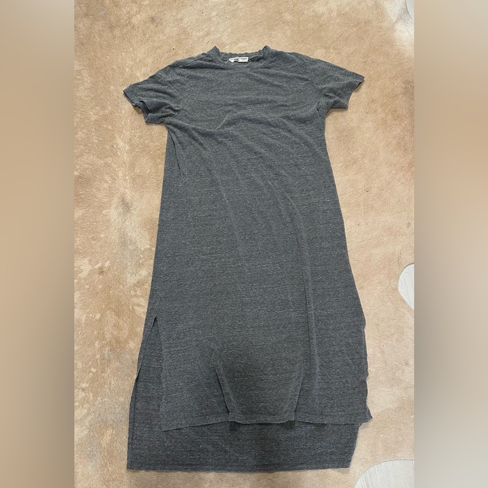 ELECTRIC and ROSE Gray Tee Shirt Dress